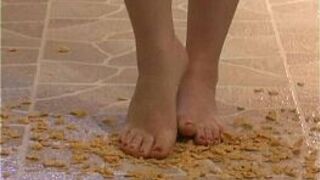 Foot Fetish - Sexy feet stepping on crunchy cereal porn video